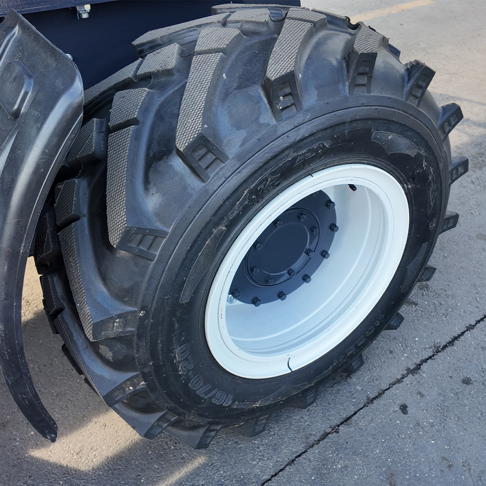 2.6CBM Heavy Duty  Self Loadin - Heavy Equipment Mixer のレビューと価格